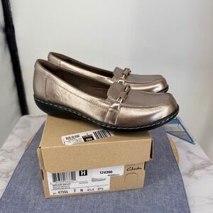 Clarks Ashland Ballot Loafers Womens 7 N Pewter Metallic Leather Slip On Shoes